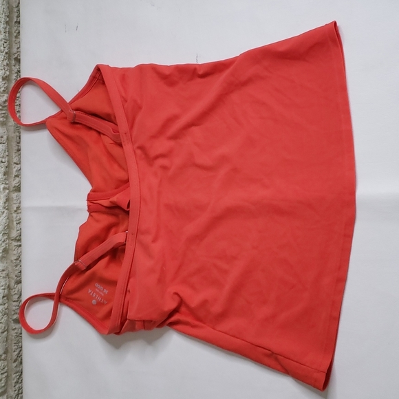 Athleta Laguna Twisted Tank - Picture 4 of 7